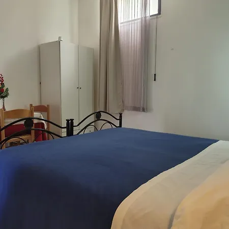 Il Rifugio Dell'ape سينِغاليا