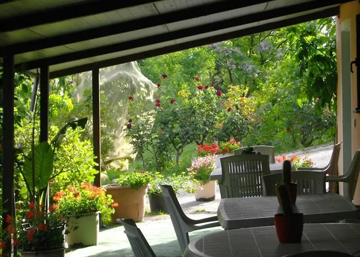 Il Rifugio Dell'ape سينِغاليا