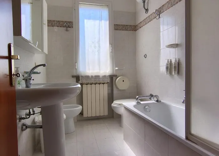 Il Rifugio Dell'ape فندق مبيت وإفطار سينِغاليا